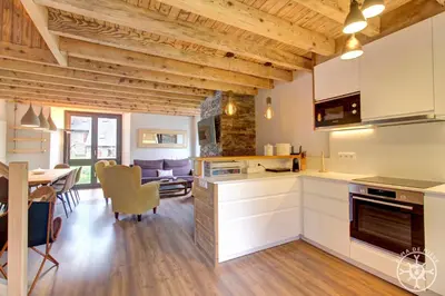 Una cocina o zona de cocina en CASA ERA CUMA de Alma de Nieve