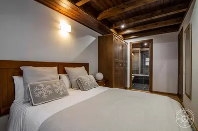 Cama o camas de una habitación en LOS CIERVOS de Alma de Nieve