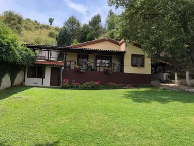 Jardín al aire libre en Casa rural en plena naturaleza Lic UVTR1524