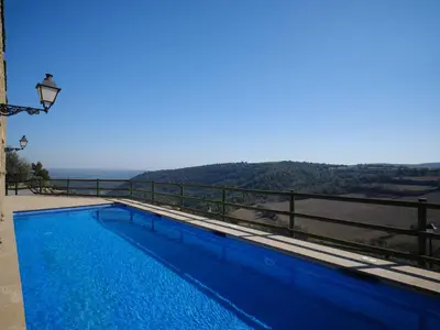 Piscina en o cerca de Casa del Moliner