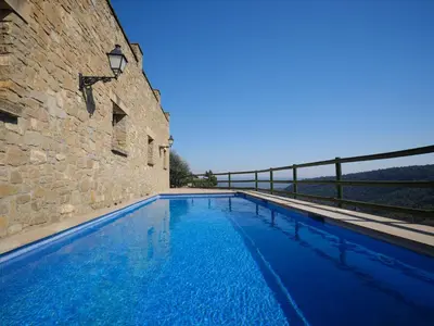 Piscina en o cerca de Casa del Moliner