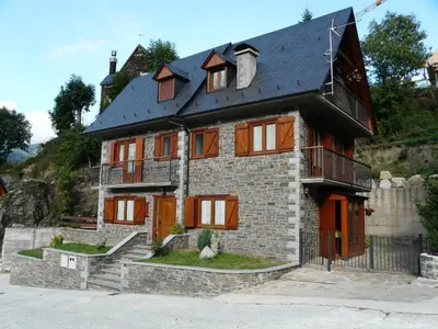 Edificio en el que se encuentra la casa o chalet