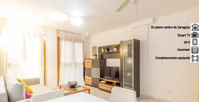 Una cocina o zona de cocina en Apartamentos La Rosa I Acogedor Apto a 2 Min del Pilar