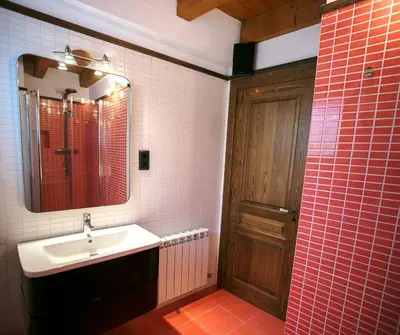 Un baño de Ca la Teresa