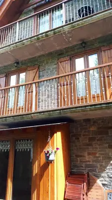 Un balcón o terraza de Charming Chalet in Viella, Mountain View