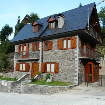 Charming Chalet in Viella