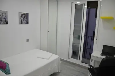 Cama o camas de una habitación en CHECK-IN 24H NUEVO Único WIFI FAMILIAR Centro Planta 3
