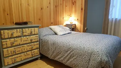 Cama o camas de una habitación en COMO EN TU CASA Canfranc Estación
