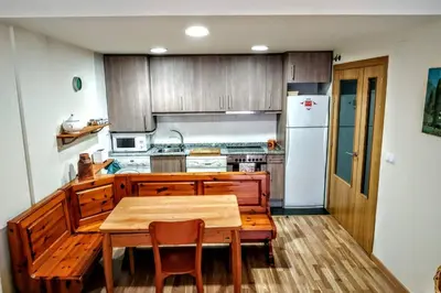 Una cocina o zona de cocina en Bonito Apartamento en Ainsa