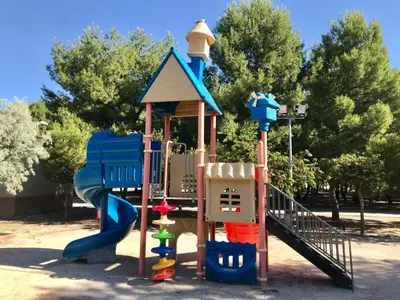 Zona de juegos infantil en Casa Rural El Ralenco (Alquiler Integro)