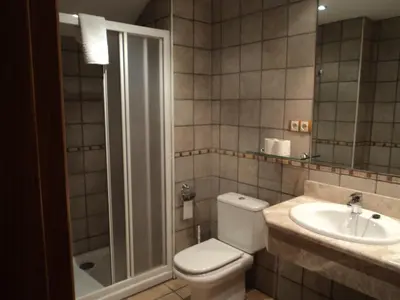Un baño de Apartamentos Solans