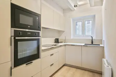 Una cocina o zona de cocina en Luderna - Casa con jardín Bedrera