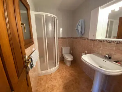 Un baño de CASA PEDRO BERGUA