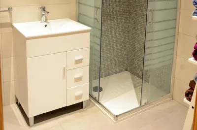Un baño de Apartamentos Elizondo