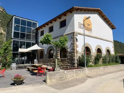 Edificio en el que se encuentra el camping