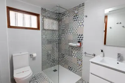 Un baño de Anayet - Plaza del Reloj en FORMIGAL - by PIRINEOS 360