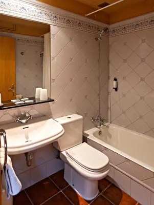 Un baño de Hostal Victor