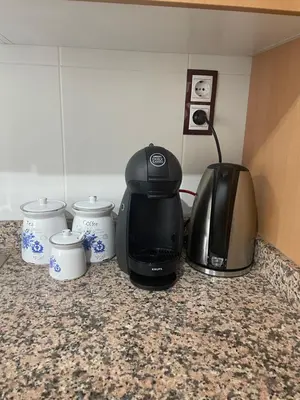 Utensilios para hacer té y café en Apartament Comarques Catalanes