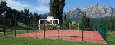 Instalaciones para jugar a tenis o squash en Bonita stay B Paz:Casa grande, Piscina, BBQ,Fibra o alrededores
