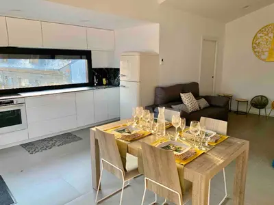 Una cocina o zona de cocina en Àtic panoràmic a La Seu d'Urgell