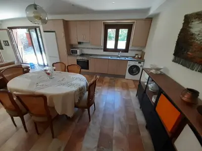 Una cocina o zona de cocina en Casa del Pont