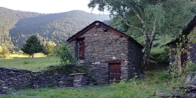 Paisaje cerca de este tented camp