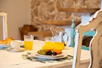 Comida en o cerca de este apartamento