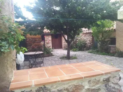 Jardín al aire libre en Casas rurales LA LAGUNA y LA BUHARDILLA DE LA LAGUNA