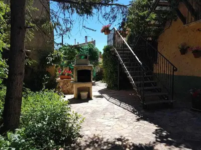 Jardín al aire libre en Casas rurales LA LAGUNA y LA BUHARDILLA DE LA LAGUNA