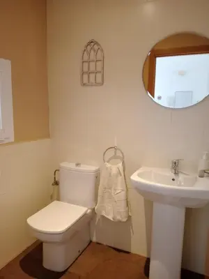 Un baño de El Vergel del Piedra