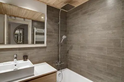 Un baño de Ratera by Totiaran