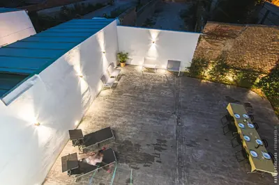Un patio o zona al aire libre en Paisajes del Ebro Alojamiento