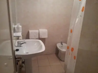 Un baño de Hostal El Centro