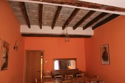 Una televisión o centro de entretenimiento en La Polaina