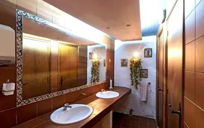 Un baño de Casa Notari Congost de Montrebei