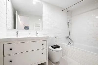 Un baño de Saboredo by SeaMount Rentals