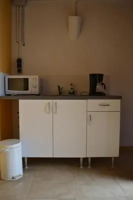 Una cocina o zona de cocina en Aaccent Montblanc - Prenafeta