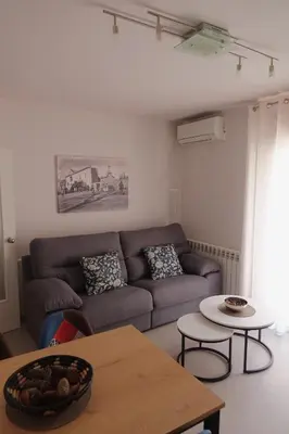 Zona de estar de apartament dúplex 