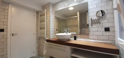 Un baño de Apartamento EL PILAR Céntrico en Zaragoza by lodom