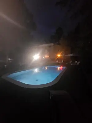 Piscina en o cerca de Molí dels Aubins