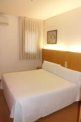 Cama o camas de una habitación en Hostal Palouet de Segarra