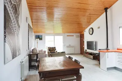 Una televisión o centro de entretenimiento en Apartament Tremp