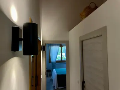 Una televisión o centro de entretenimiento en Casa Dunia