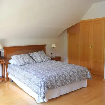 Argualas - Triplex con piscina - By CARDI Suites