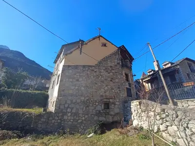 Edificio en el que se encuentra la casa o chalet