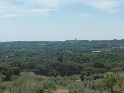 Paisaje cerca de este apartahotel
