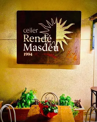 Certificado, premio, señal o documento que está expuesto en La Masia de Rendé Masdéu
