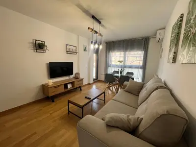 Una televisión o centro de entretenimiento en Llano Santa Isabel