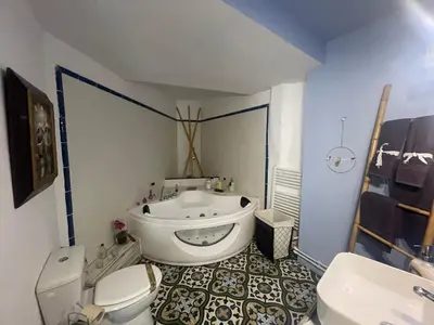 Un baño de El secret de la LLegenda El Cavaller