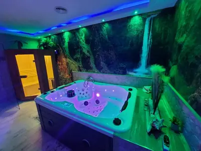 Plano de APARTAMENTO ESTRELLA SAUNA SPa JACUZZI